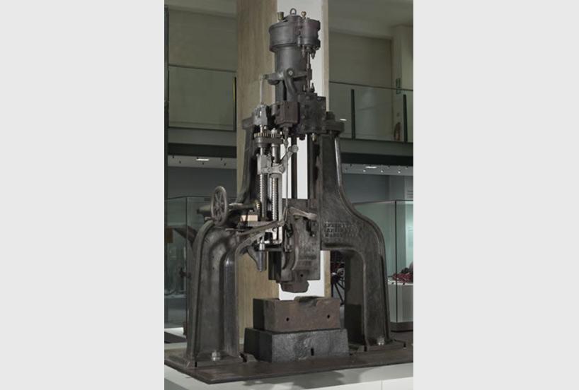 Nasmyth steam hammer replica